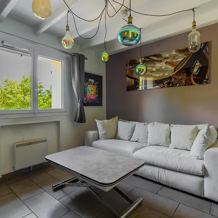 Roissy Appartements شقة
