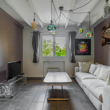 شقة Roissy Appartements *